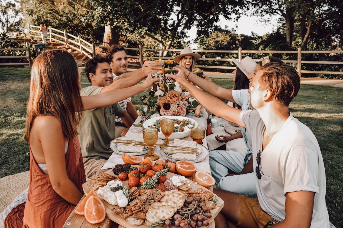 BBQ Master Class: 5 Must-Have Tips for the Perfect Outdoor Party 